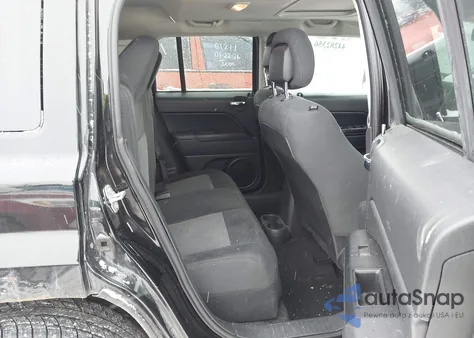 2016 Jeep Patriot Latitude z USA, uszkodzony, nr VIN 1C4NJRFBXGD775957